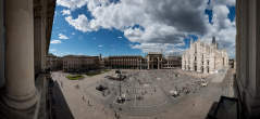 20130624_161315_P Panorama su piazza Duomo.jpg